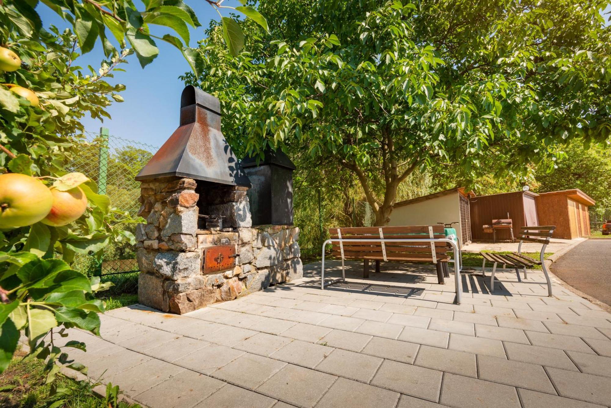 Pension U Jezu Клаштерец-над-Огржи Экстерьер фото